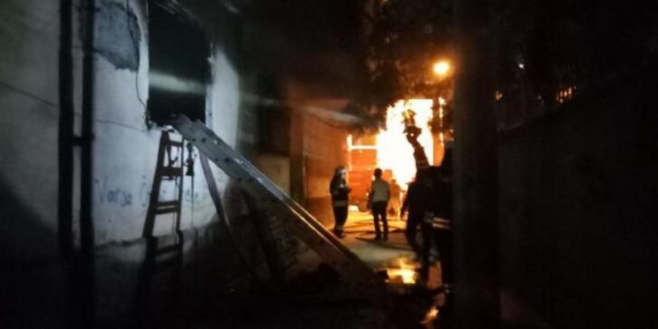 Diyarbakır’da apartman dairesinde yangın çıktı