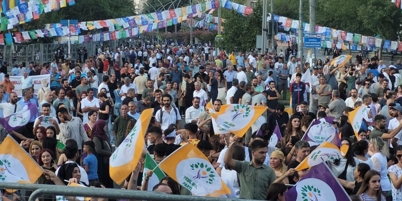 Diyarbakır'da 1 Eylül; Barış özgür geleceğin inşasıdır