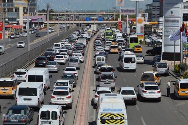 6 ayda 6 binden fazla araç trafikten men edildi