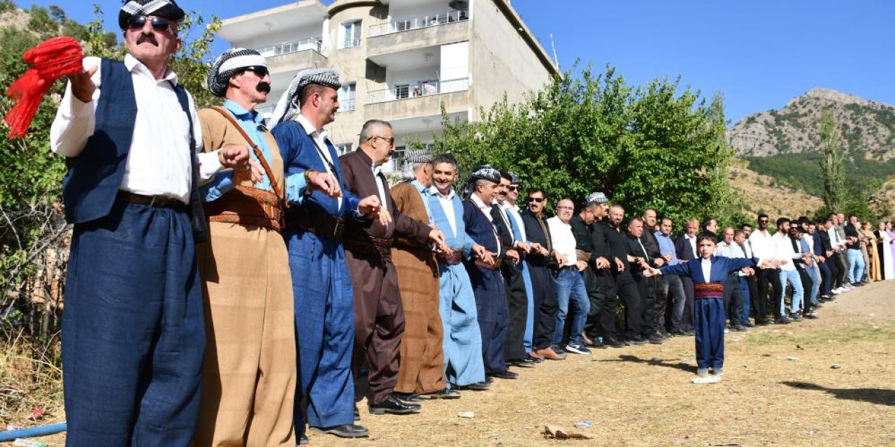 Aşiret kararıyla düğünlerde yöresel kıyafet giyme zorunlu