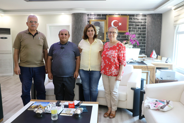 Engelsiz Bileşenler Federasyonu’ndan Sur Belediyesine ziyaret