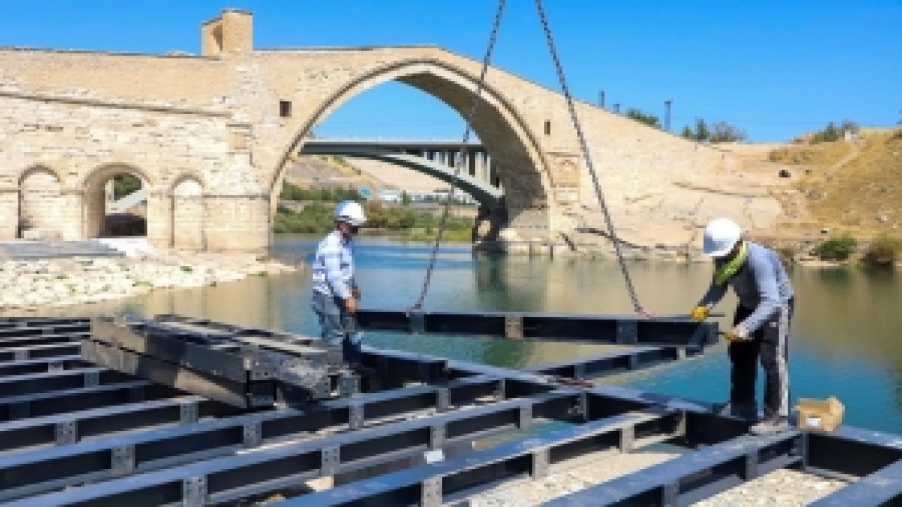 Tarihi Malabadi Köprüsü’nde çalışmalar bitmek üzere