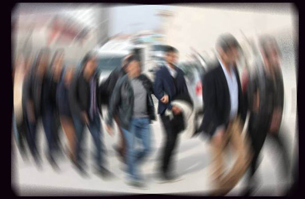 Bağlar Belediyesi meclis üyesi gözaltına alındı