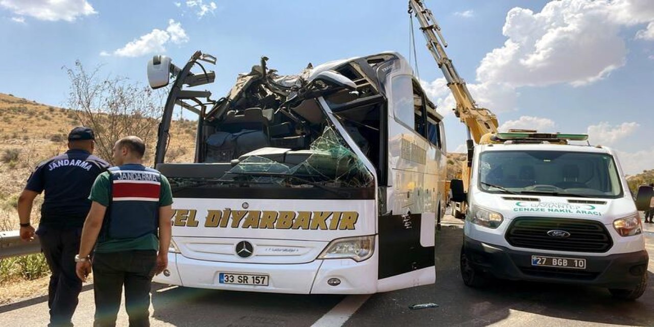 16 kişinin öldüğü otobüs kazasında, şoföre indirimli ceza