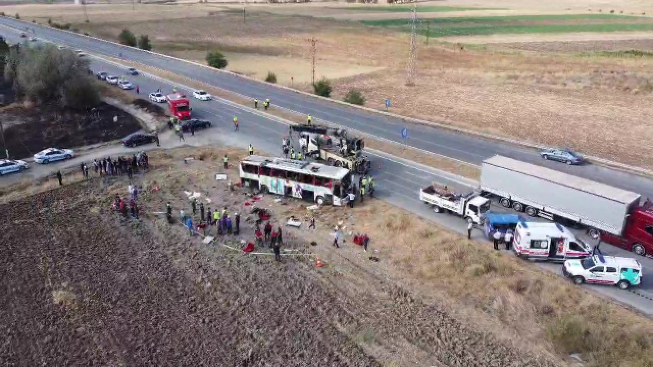 6 kişinin öldüğü kazada ölenlerin kimlikleri belli oldu