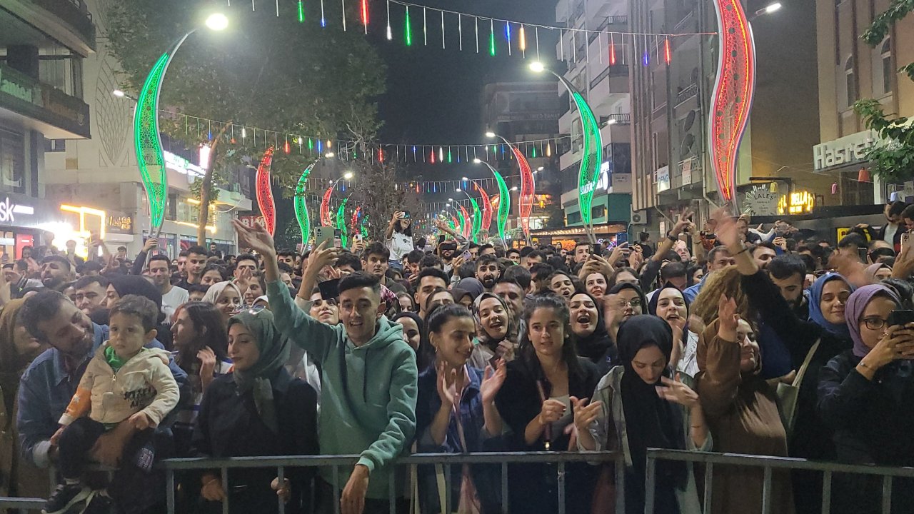Diyarbakır’daki sanat festivali Sasa konseriyle sona erdi