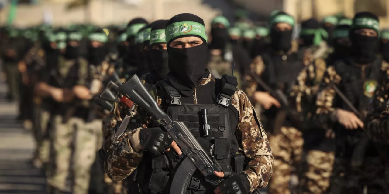 Hamas 12 rehineyi serbest bıraktı