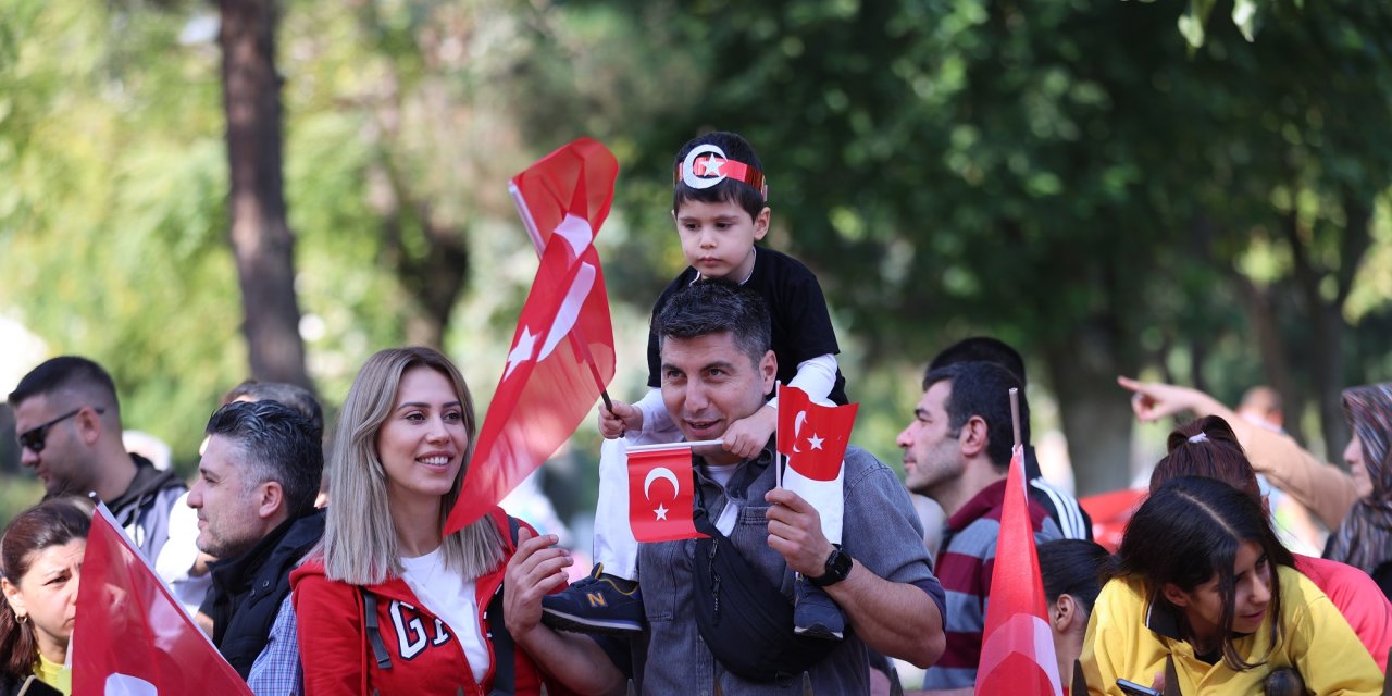 Diyarbakır’da coşkulu 100’üncü yıl kutlaması