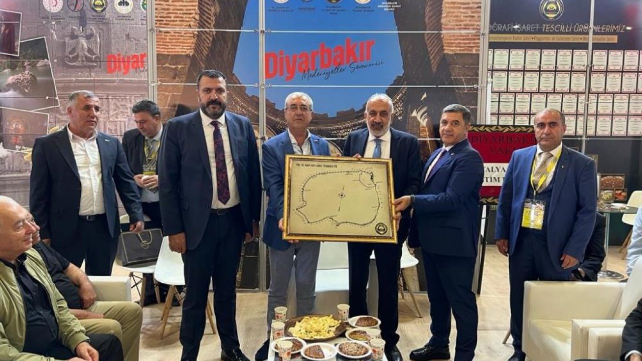 Diyarbakır'ın yöresel lezzetleri Antalya'da sergilendi