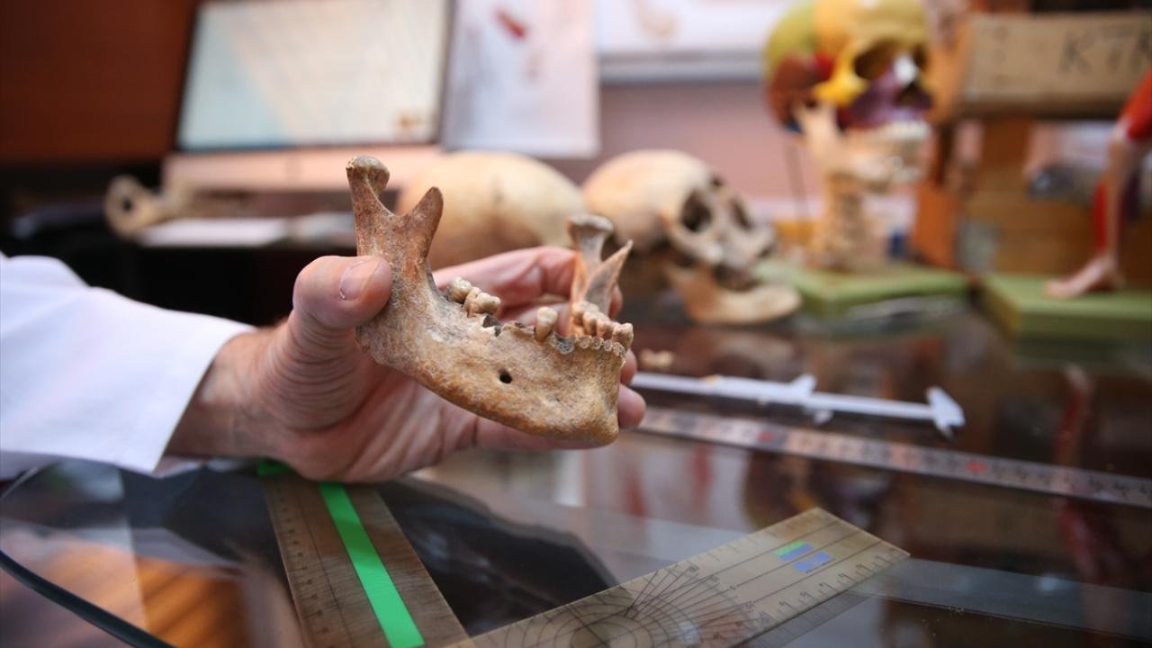 Diyarbakır’da kazılarda bulunan kemikler Kürtlere ait çıktı!