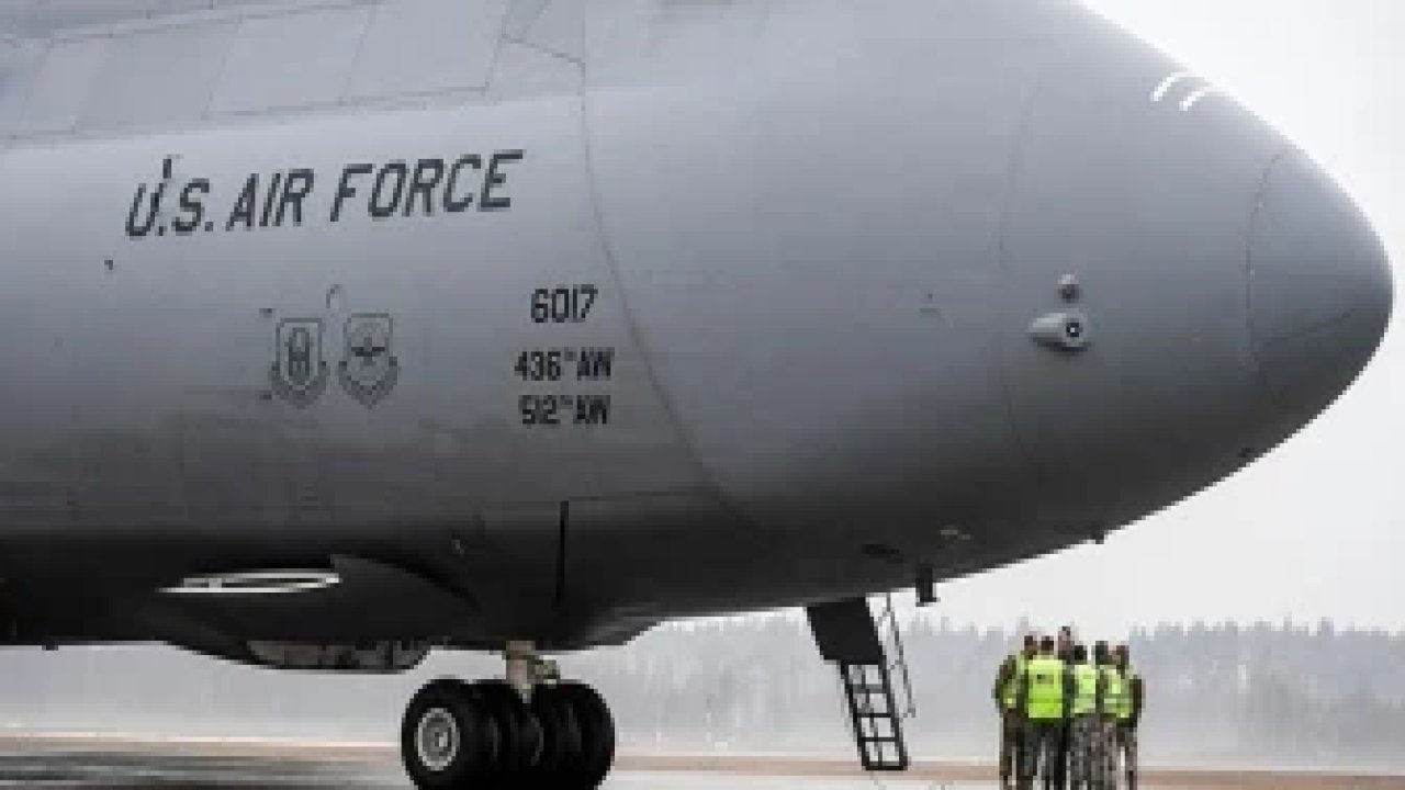 Akdeniz'de ABD'ye ait askeri uçak düştü