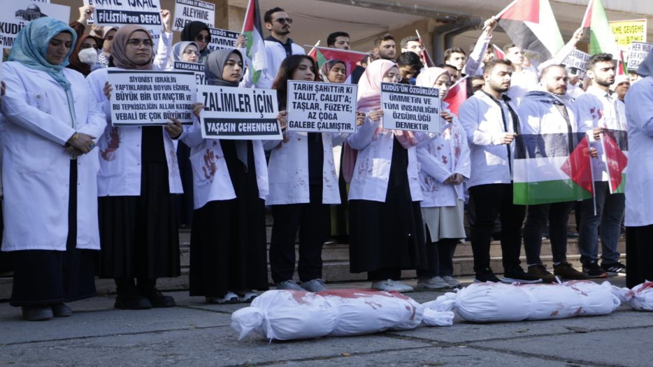 Diyarbakır’da kefenli protesto