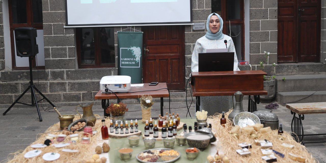 Diyarbakır'da öğrencilerin ürettiği şifalı bitkiler ‘derman’ olacak