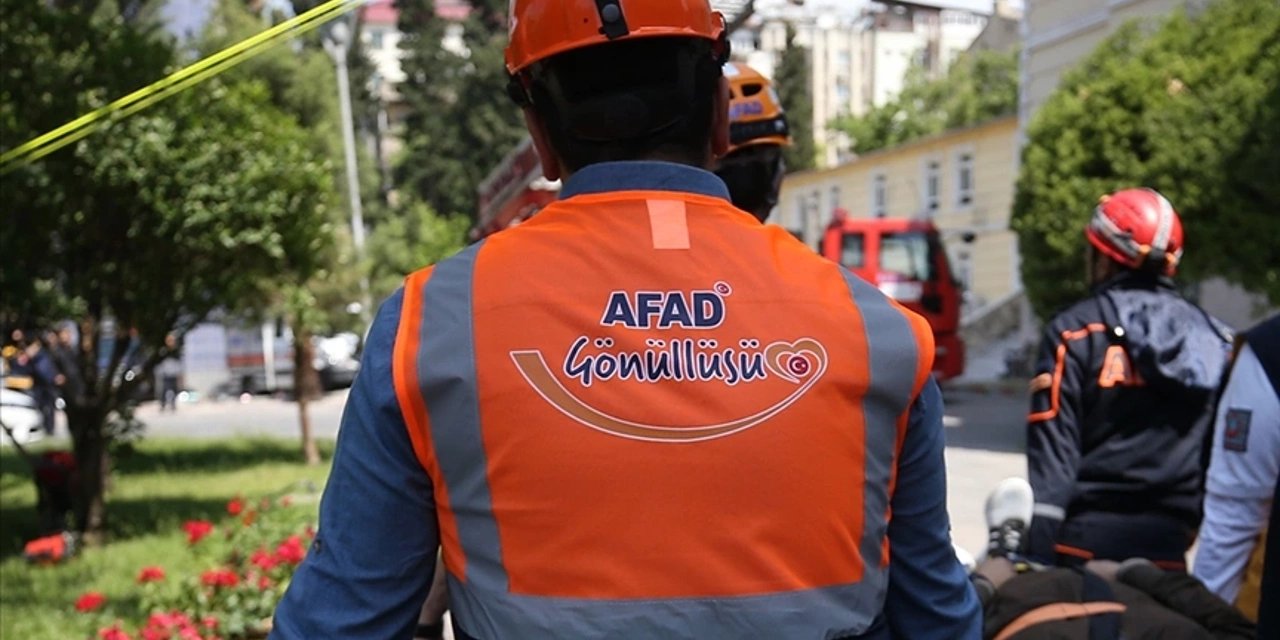 "Asrın felaketi" Diyarbakır’da binlerce kişiyi AFAD gönüllüsü yaptı