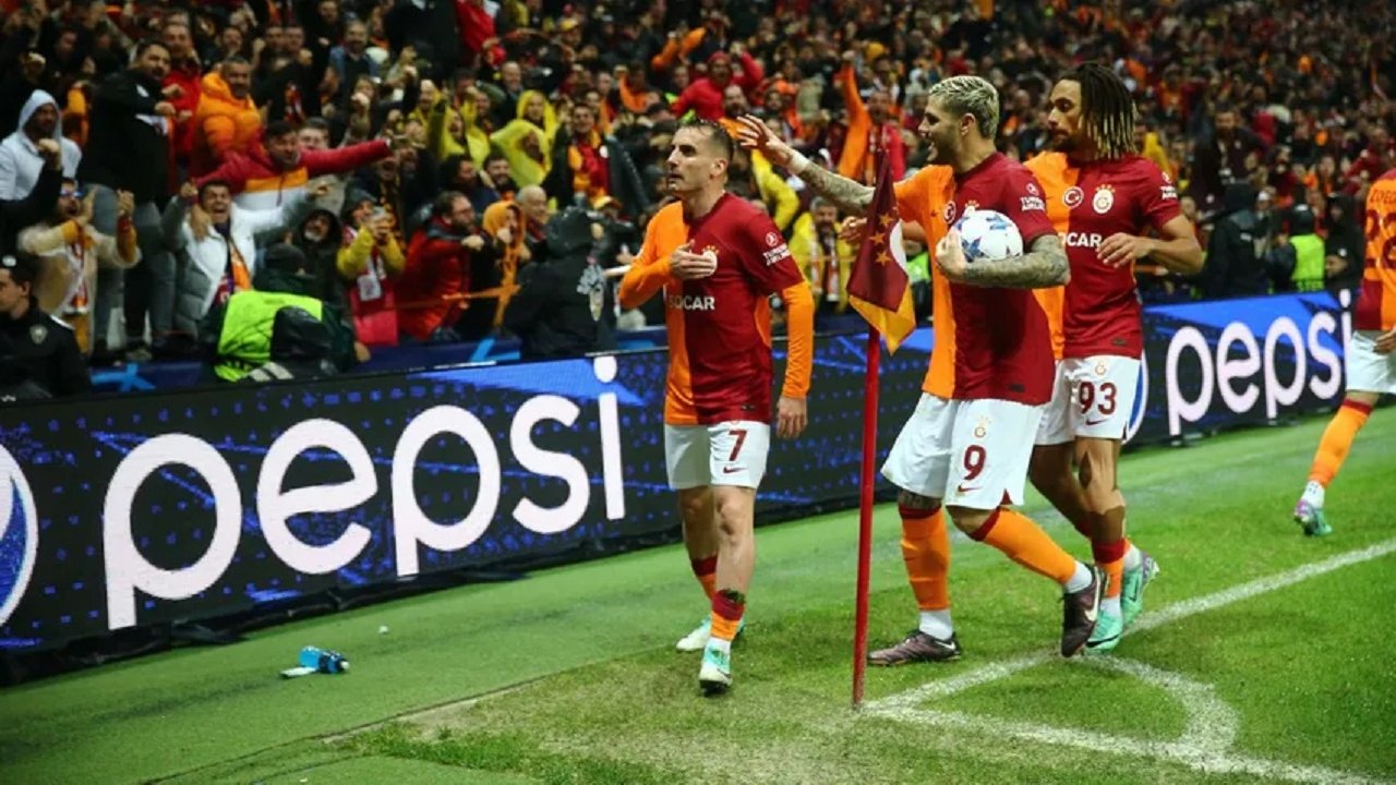 Galatasaray şansını son maça taşıdı