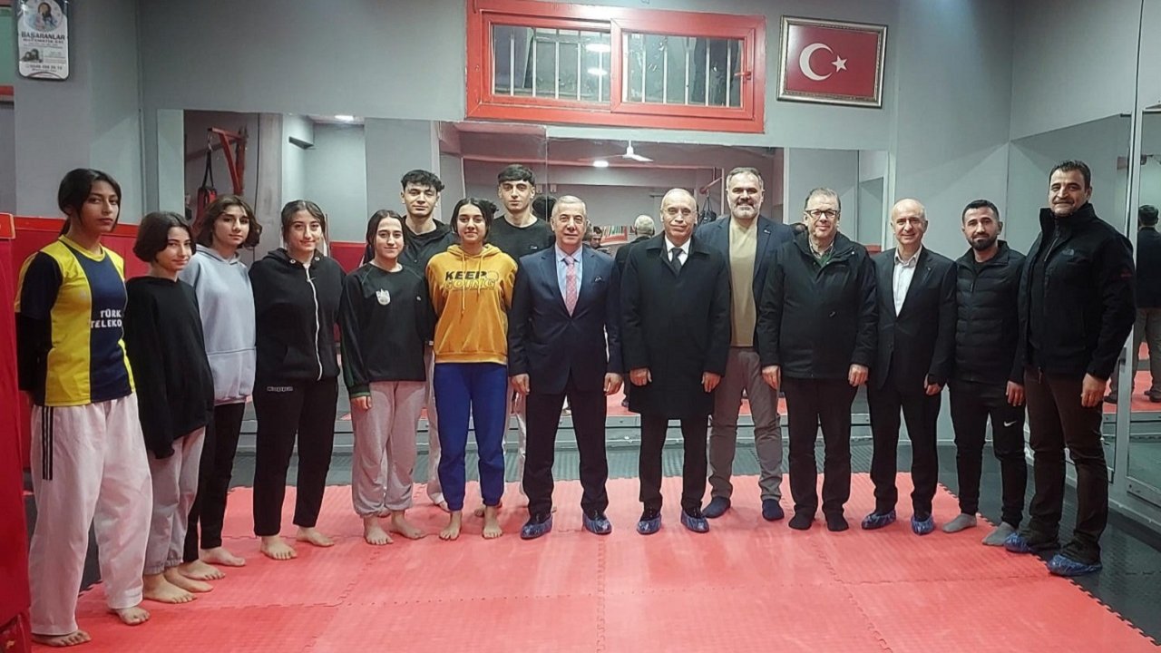 Türkiye Karate Federasyonu Yönetimi Diyarbakır'da