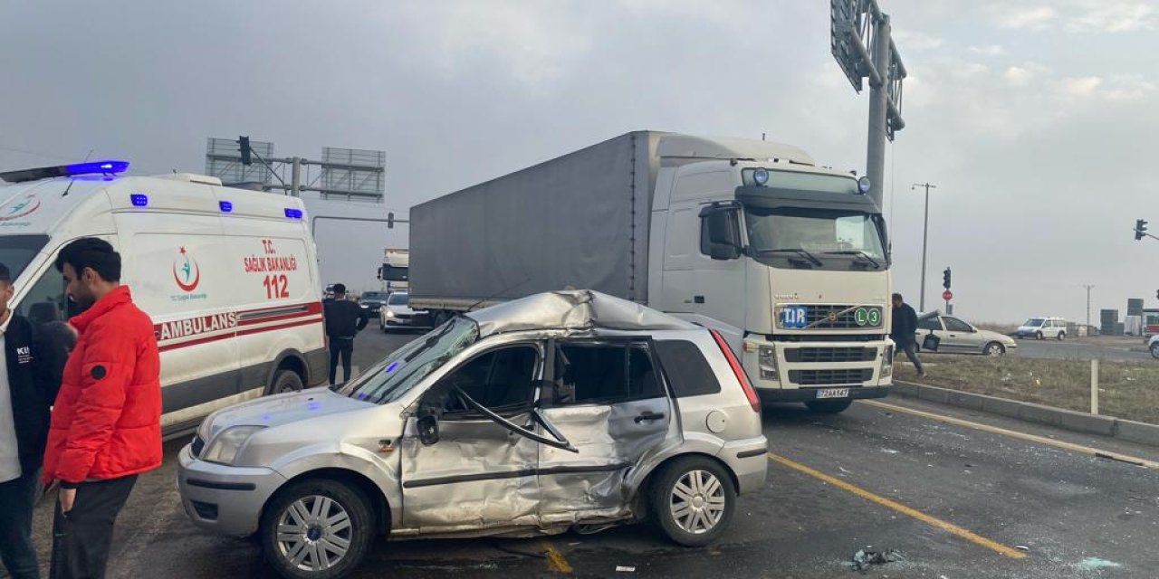 Diyarbakır'da trafik kazası: 1'i ağır, 6 kişi yaralandı