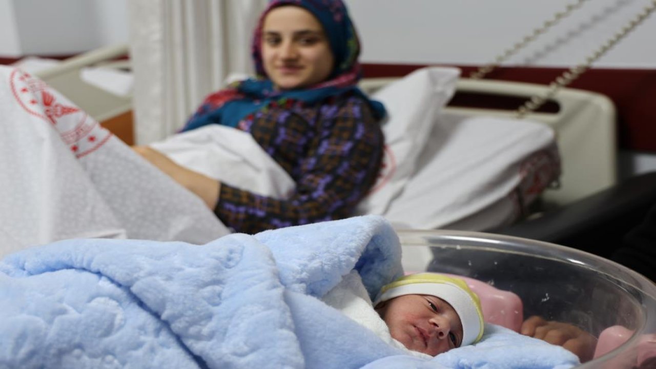 Diyarbakır'da 2024'ün ilk bebekleri doğdu