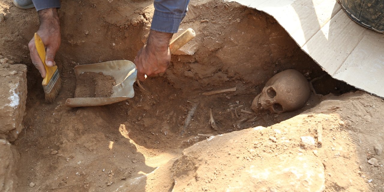 Diyarbakır'da 54 çocuğun gömülü olduğu mezarlık bulundu