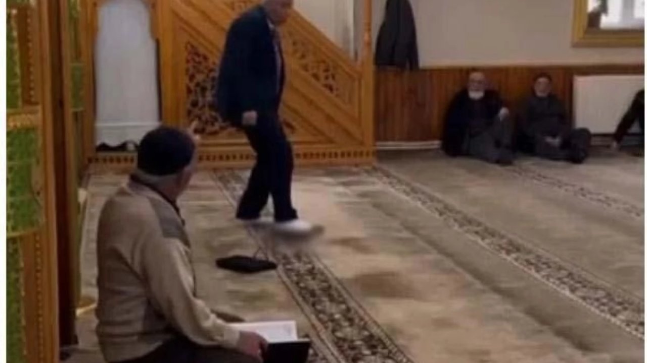 Kuran-ı Kerim'e ayağıyla basan kişiden şaşırtıcı savunma