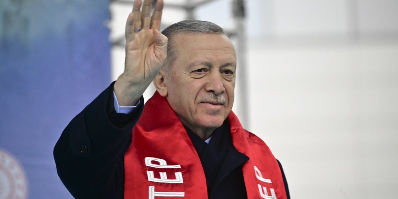 Erdoğan: Deprem şehirlerimizi ayağa kaldırana dinlenmeyeceğiz