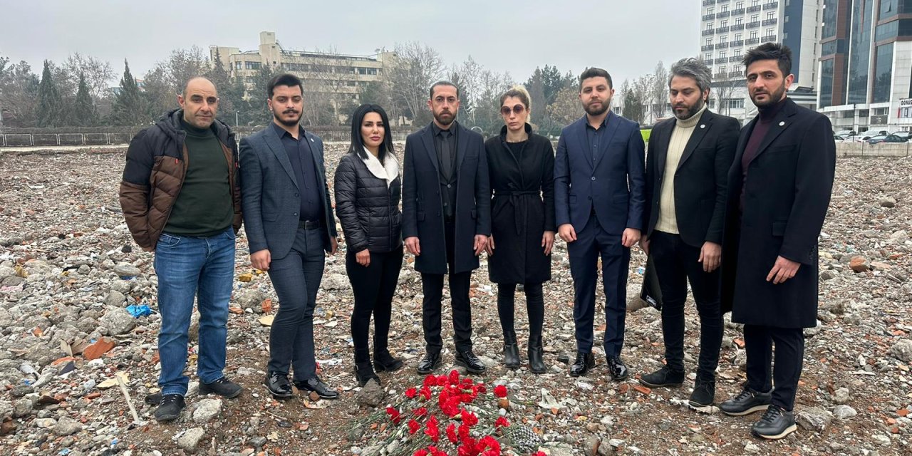 Talep Diyarbakır'dan:  Depremde ölen sağlıkçılar şehit sayılsın