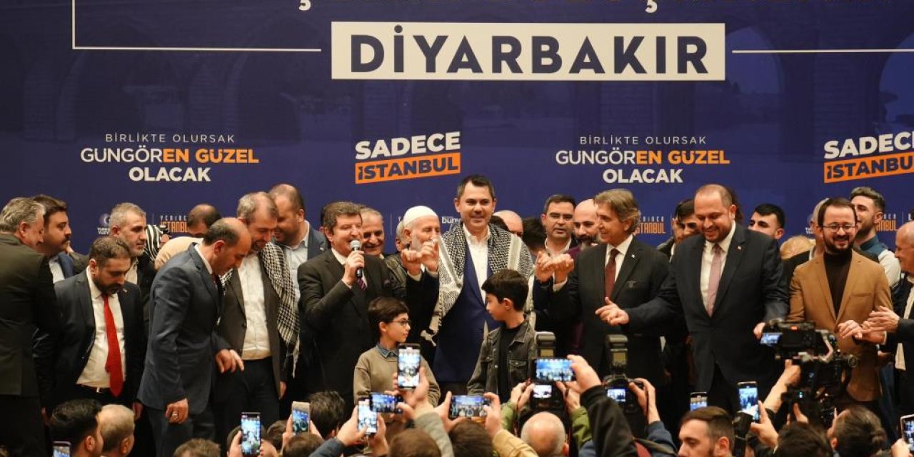 Murat Kurum Diyarbakırlılarla buluştu; Kürtçe selamladı