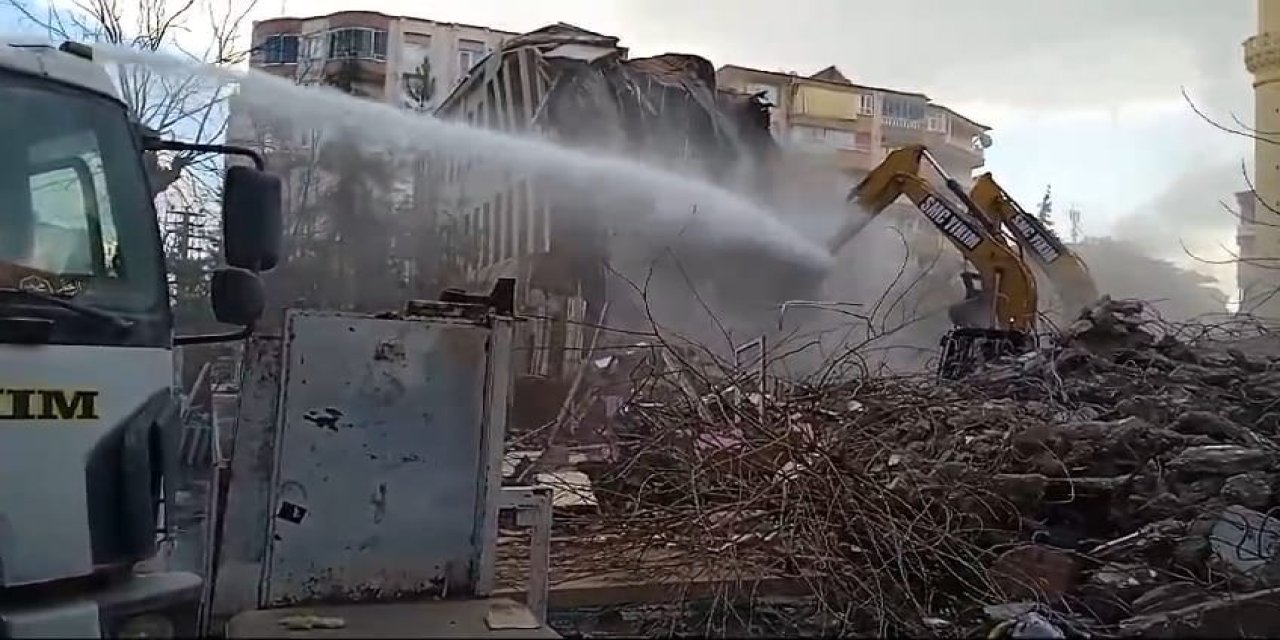 Diyarbakır’da 45 yıldır hizmet veren kütüphane yıkılıyor