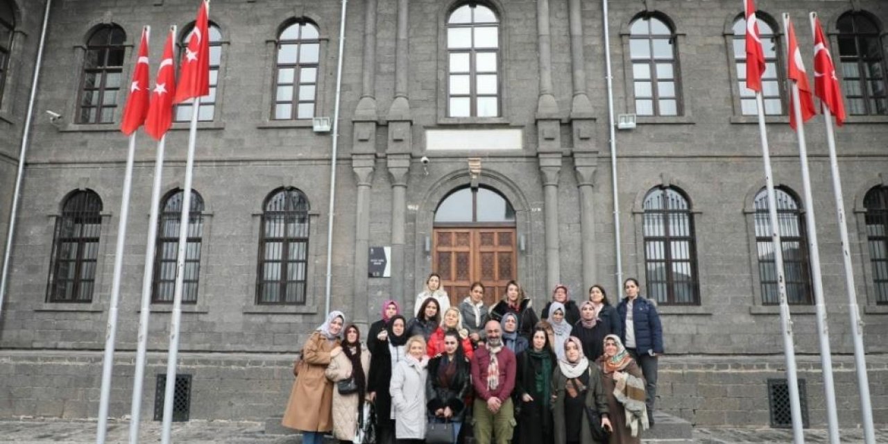 Diyarbakır’da "Tarihe Yolculuk Müze Gezi Projesi"