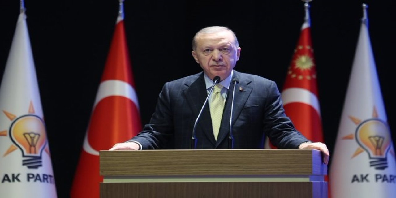 Cumhurbaşkanı Erdoğan'dan gazeteciye fırça: Kendine gel