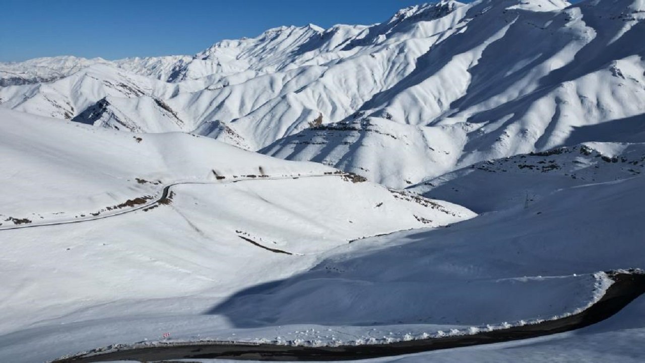 Şırnak'ta kar altında kalan Tanin Dağları havadan görüntülendi