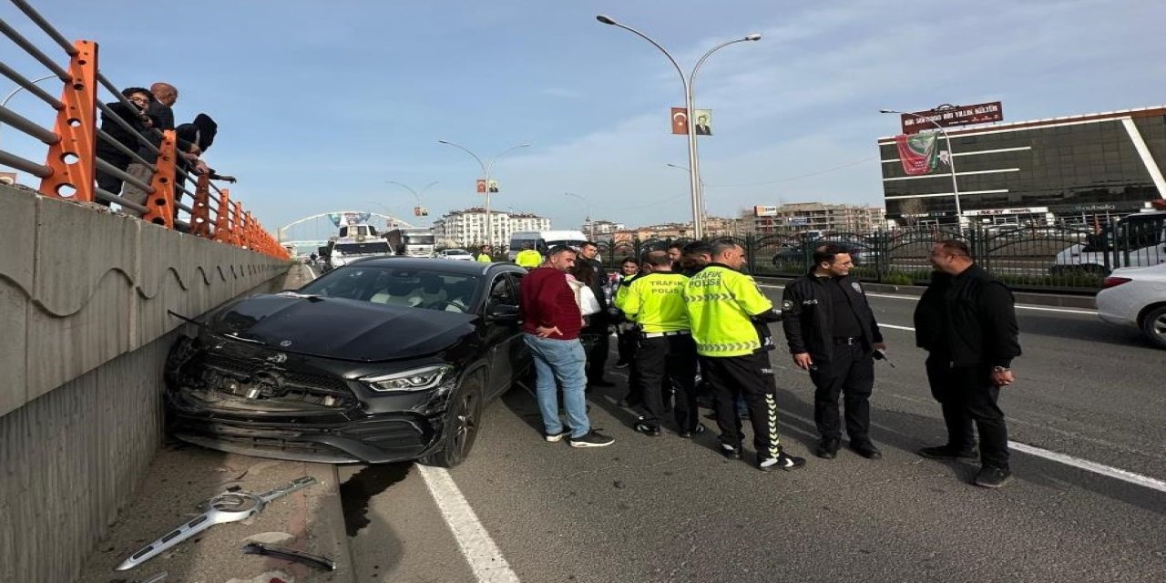 Diyarbakır’da 7 aracın karıştığı zincirleme kaza; yaralılar var