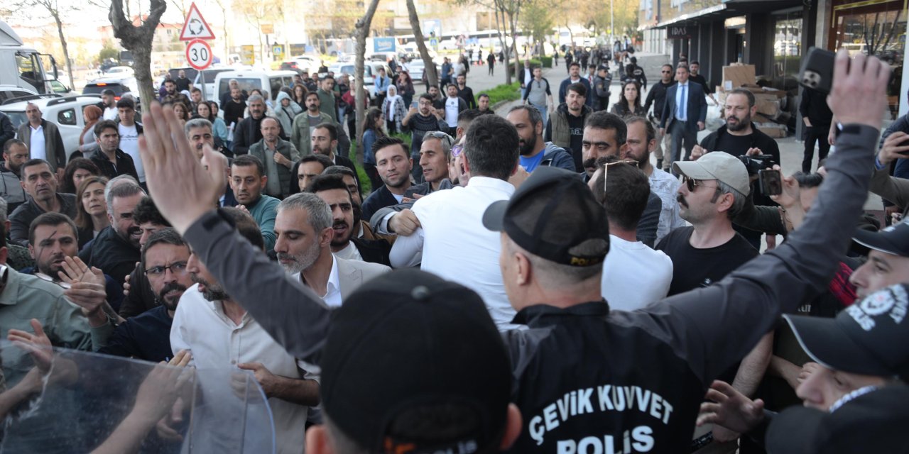 Diyarbakır’daki Van protestosunda gözaltına alınanlar serbest bırakıldı