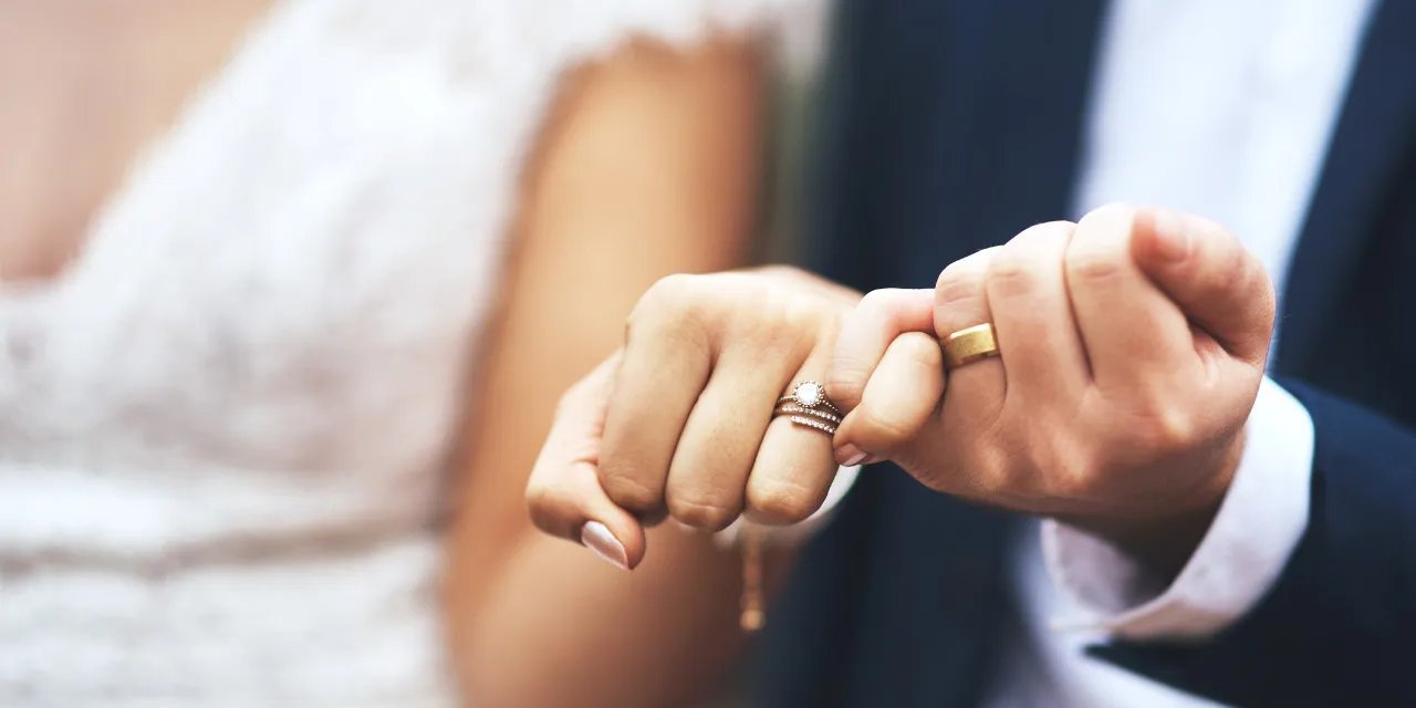 Formalite evlilik revaçta: Paranızı kaptırmayın