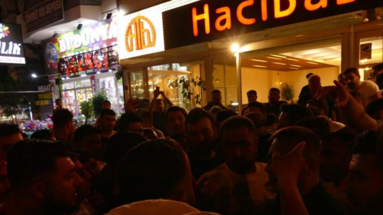 Diyarbakır’da bilet izdihamı: Taraftarlar tepkili