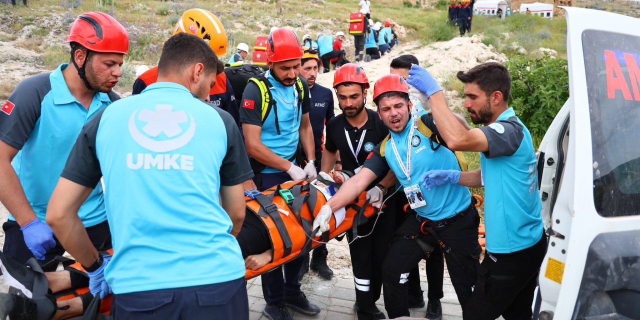 Şırnak'ta 160 personelin katılımıyla UMKE tatbikatı yapıldı