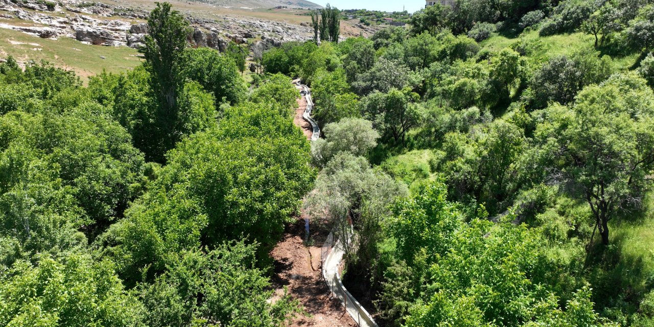 Diyarbakır’daki çiftçiye sulama kanalı desteği