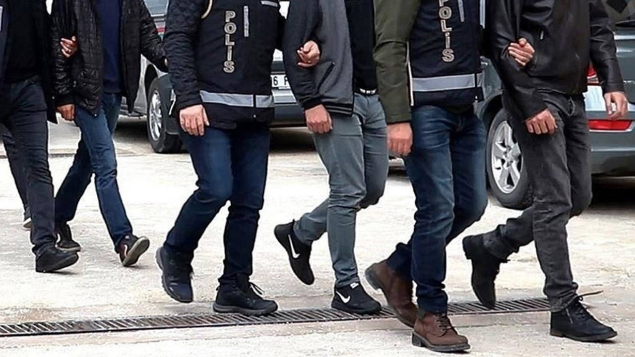 Diyarbakır’da silah kaçakçılarına operasyon