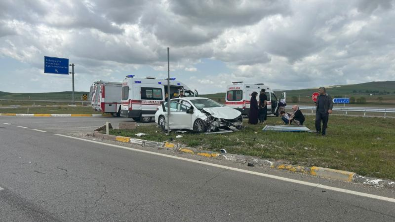 Sivas'ta kaza, çok sayıda yaralı!