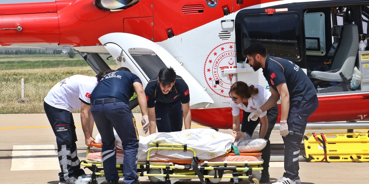 Ambulans helikopter, Diyarbakır’daki 90 yaşındaki hasta için havalandı