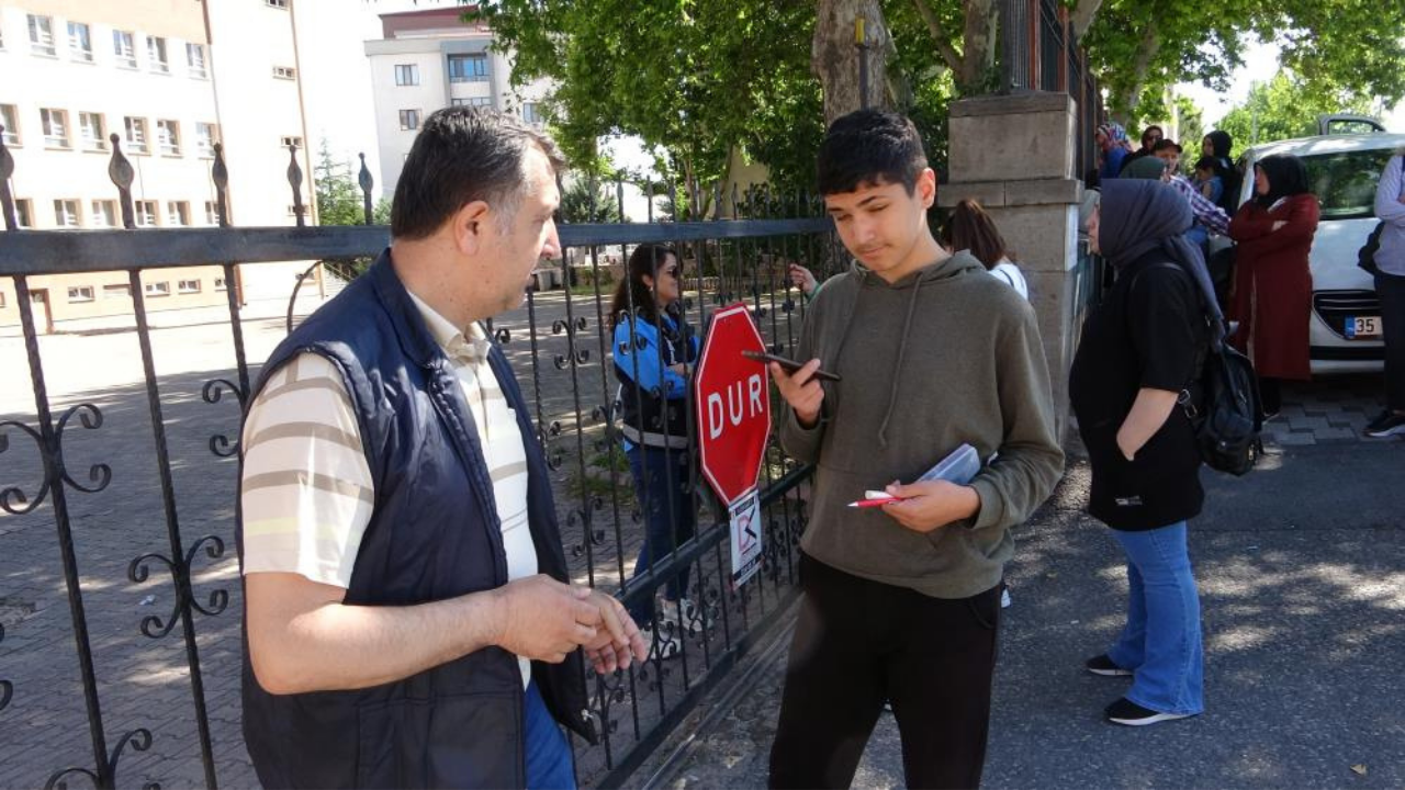 1 dakika ile sınavı kaçırdı