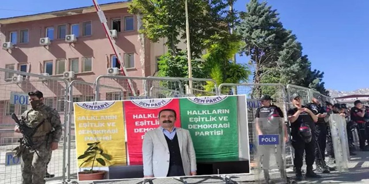 Hakkari'de eylemler sürüyor