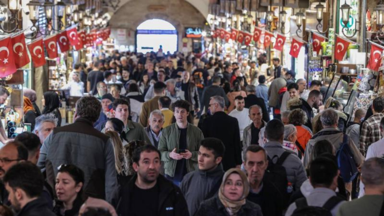 Bayram alışverişi esnafı canlandıracak