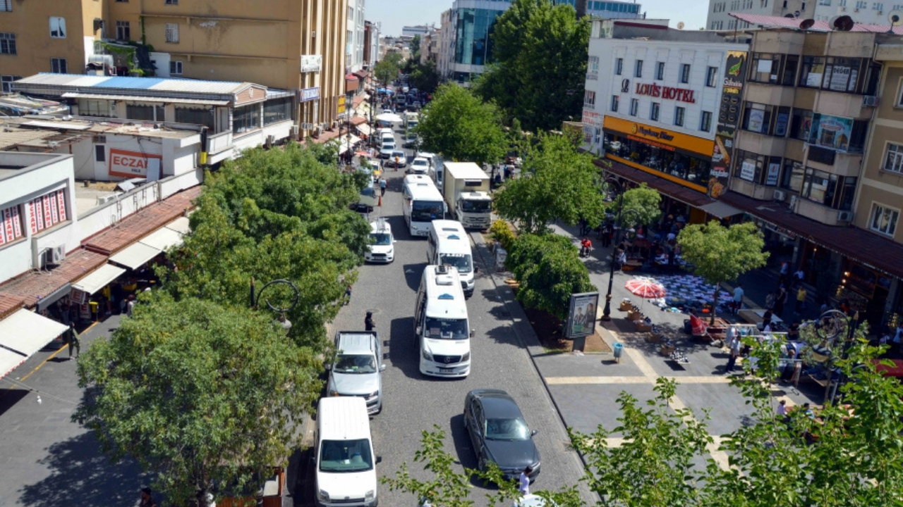 Diyarbakır’ın o caddesi kurban bayramı boyunca trafiğe kapalı