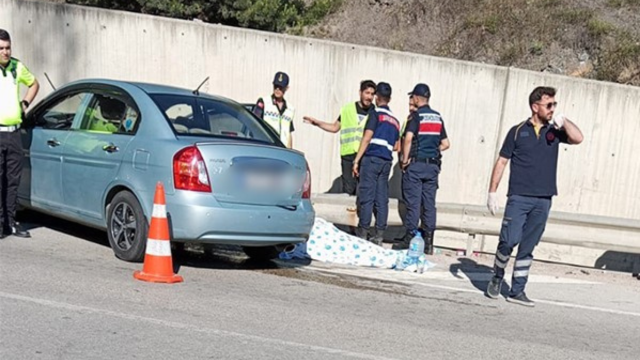 Sinop'ta tünel girişinde feci kaza: 1 ölü, 2 yaralı