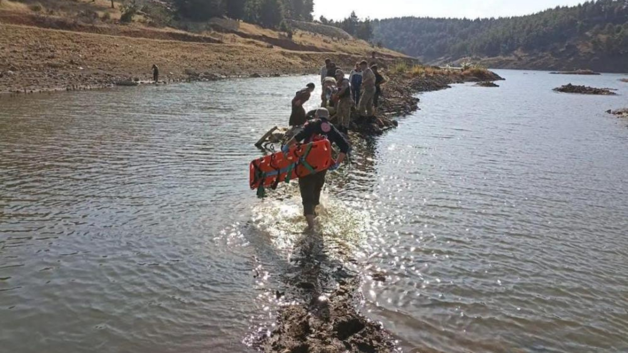 14 yaşındaki çocuk gölette boğuldu