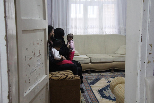 video Haber:Suriyeli aile yardım eli bekliyor