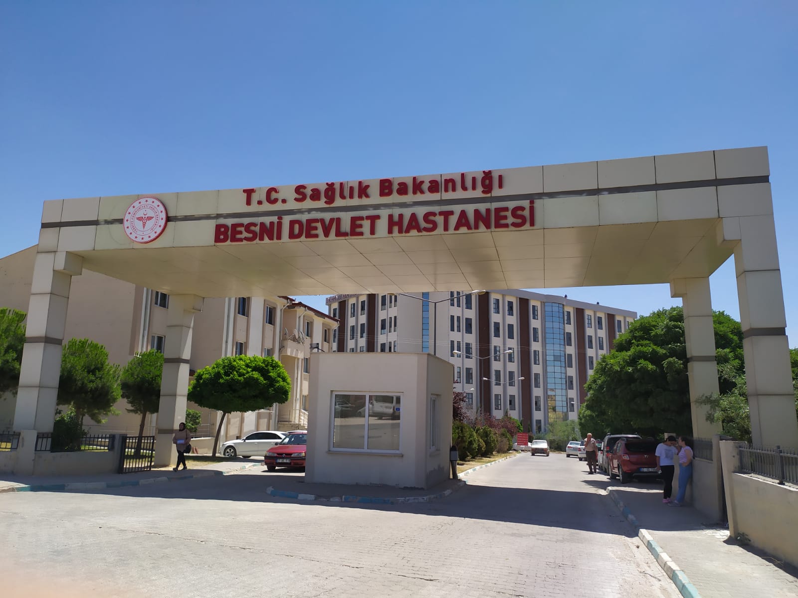 Beton karma makinesine sıkışan işçi öldü