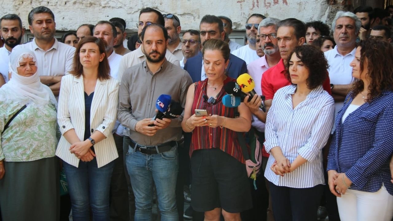 Diyarbakır'da kafe saldırılarına tepki: Toplumsal barış için tehlike