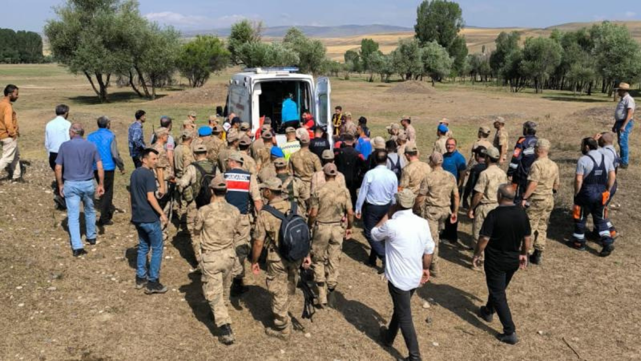 Aras Nehri'nde kaybolan çocuğun cansız bedenine ulaşıldı